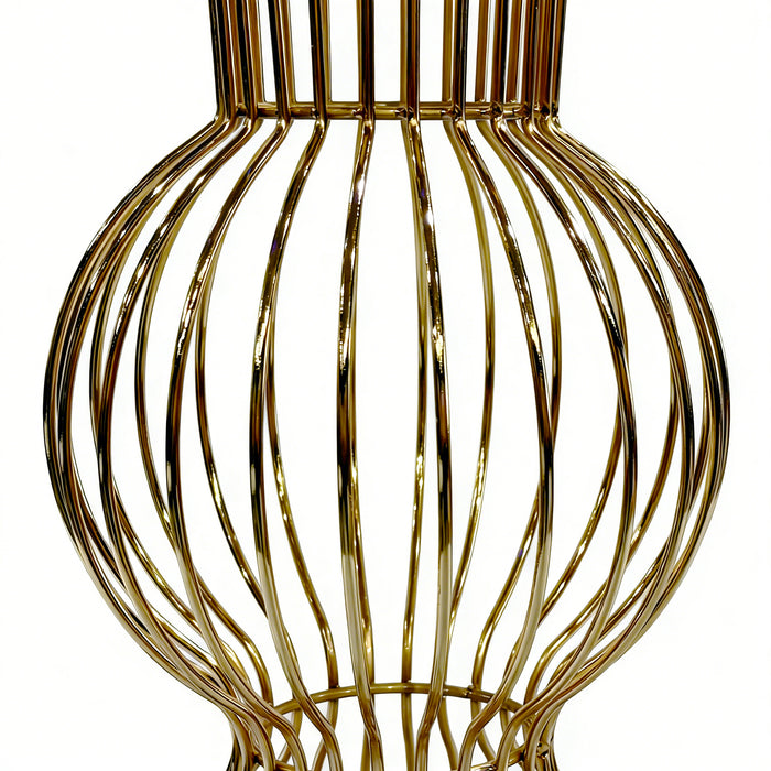 2pcs/set Metal Wire Floral Stand Centerpiece Gold middle close up