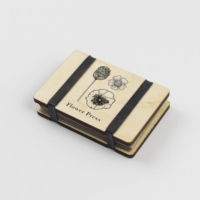 Line Pocket Flower Press | Studio Wald