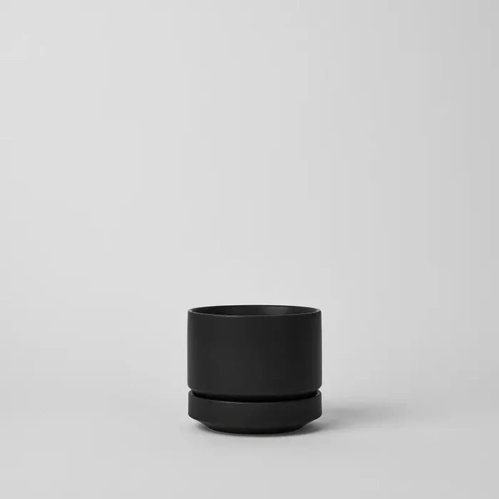 Black / 4 Inch
