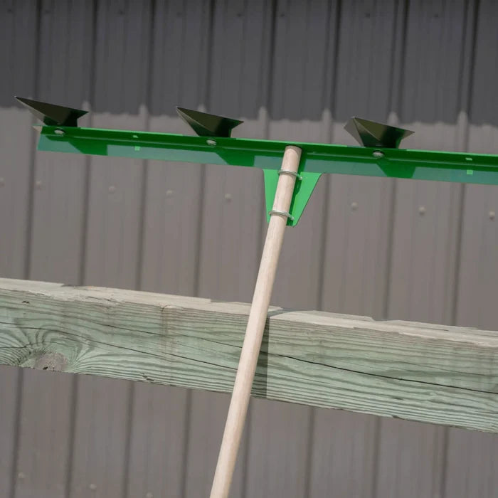 Closeup shot of the Hoss Row Maker